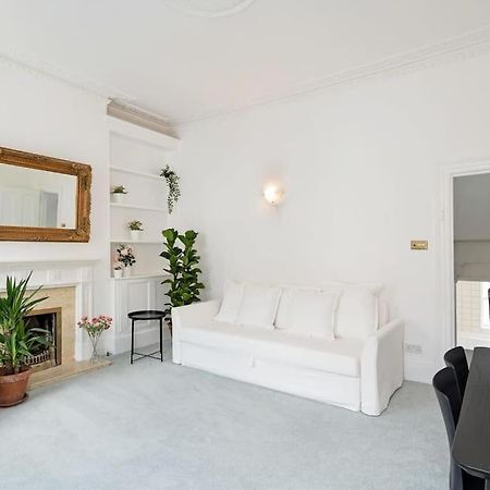 Beautiful Two Bedroom Maisonette In The Heart Of Chelsea London Ngoại thất bức ảnh